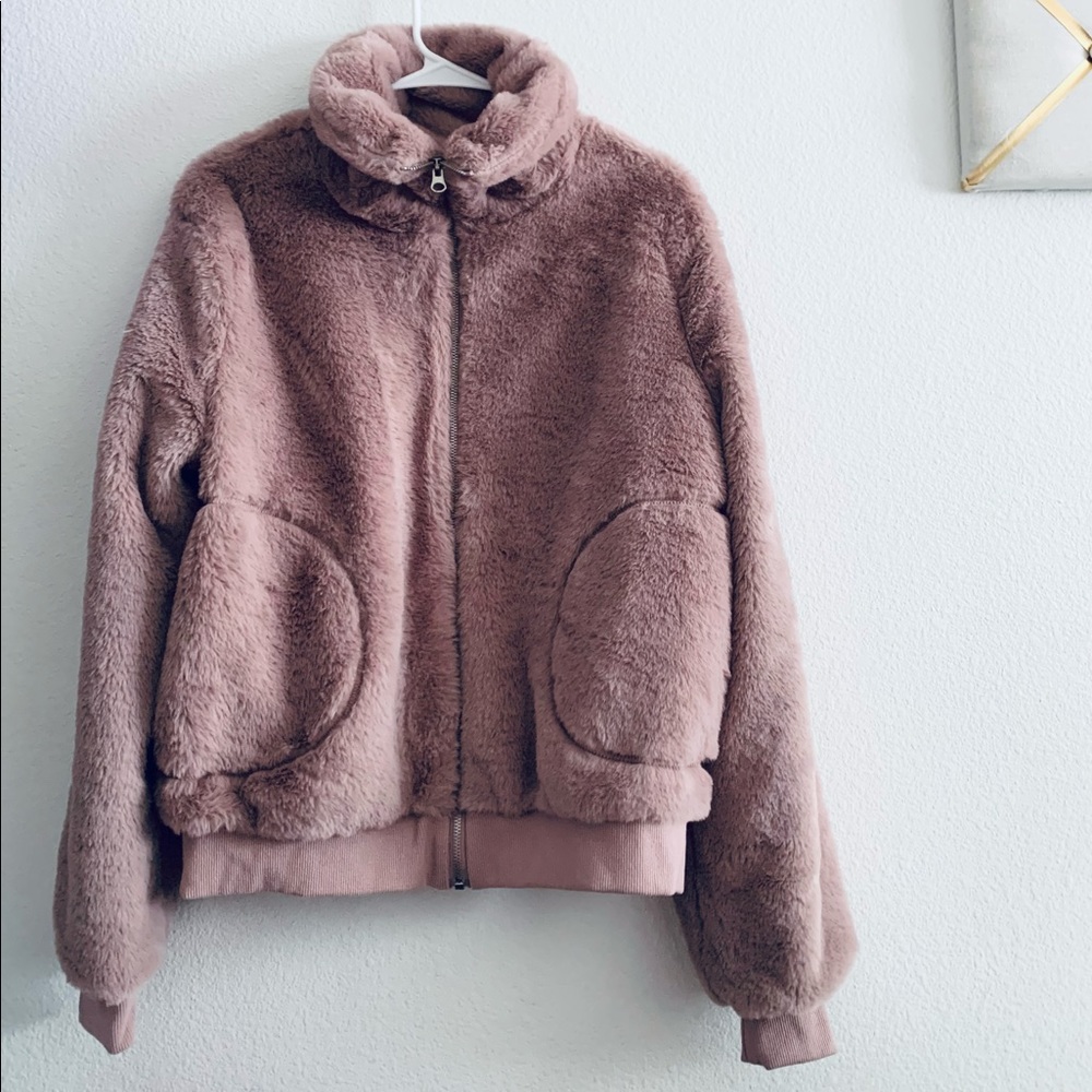 BOUTIQUE | Date Night Faux Fur Jacket